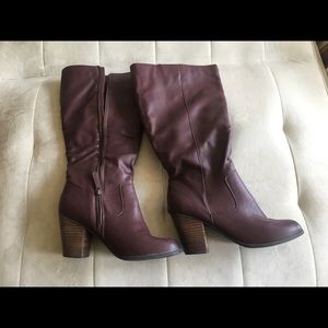 Target Boots - Broken Zipper